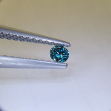 Įkelti vaizdą į galerijos rodinį, Natūralus apdorotas mėlynas deimantas, 2.55-2.67 mm, kitoks rakursas