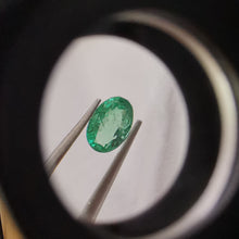 Įkelti vaizdą į galerijos rodinį, Natūralus smaragdas 5x3 mm