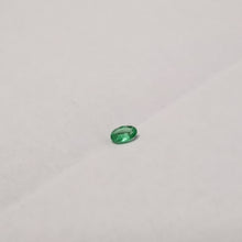 Įkelti vaizdą į galerijos rodinį, Natūralus smaragdas 5x3 mm