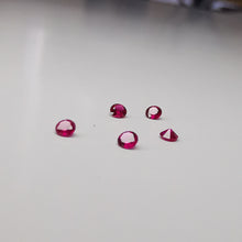 Įkelti vaizdą į galerijos rodinį, Natūralus rubinas 1.8 mm