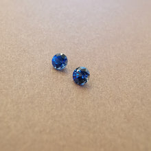 Įkelti vaizdą į galerijos rodinį, Natūralus mėlynas safyras 2.5-2.6 mm