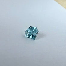 Įkelti vaizdą į galerijos rodinį, Akvamarinas 21st Century briaunavimo, 7 mm by Berckwerk