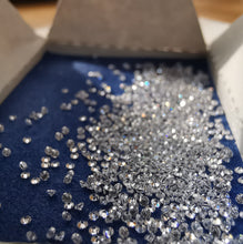 Įkelti vaizdą į galerijos rodinį, CZ The Alpha Brilliant Cut, 1.0 mm