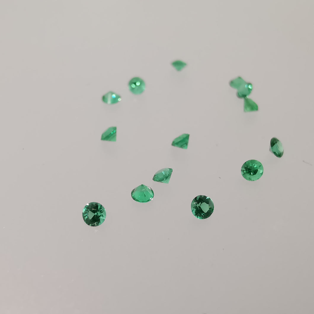 Natūralūs 1.6 mm smaragdai, rankų diamond cut, aliejuoti 