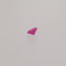 Įkelti vaizdą į galerijos rodinį, Natūralus rožinis safyras 3.0 mm
