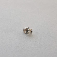 Įkelti vaizdą į galerijos rodinį, Natūralus šampaninis C1/2 ovalo formos deimantas, 0.21 ct, be šviesos

