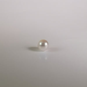 Akoya perlas 4.0-4.5 mm, pusiau įgręžtas