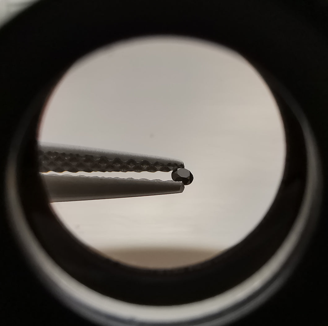 Natūralus juodas deimantas, 1.5 mm